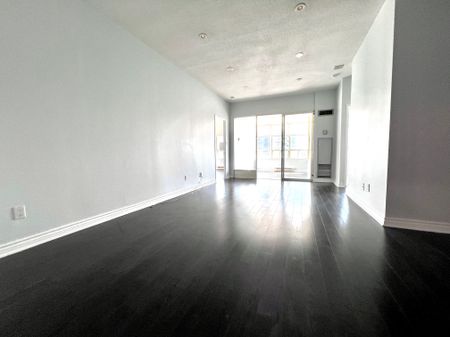 For Lease - 30 Greenfield Avenue Unit# PH10, Toronto, Ontario - Photo 3