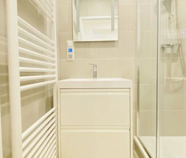 Vollsanierte Altbauwohnung - Drei Zimmer Wohnung im Zentrum von Krems - Photo 3