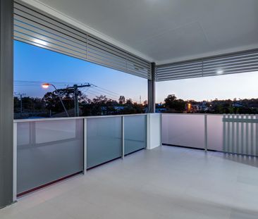 Sophisticated Boutique Apartment Living! - Photo 5