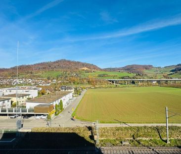 Helle, moderne 3½-Zimmer-Maisonettewohnung mit Wintergarten an idea... - Photo 4