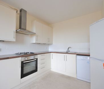 2 bedroom flat to rent, - Photo 3