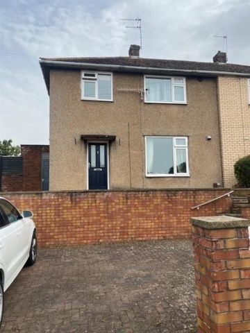 4 bedroom terraced house to rent - Photo 2