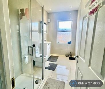 1 bedroom in a house share to rent - Photo 6