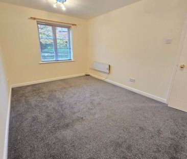Flat , Valley House, Wash Beck Close, Scarborough - Photo 4
