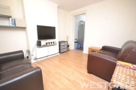 4 Bed - Hagley Road, Reading - Photo 3
