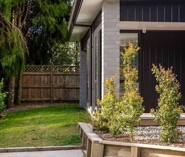 Modern Lynmore Home Near the Forest - Photo 2