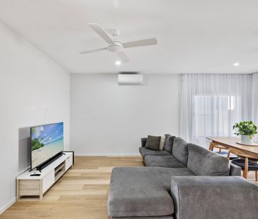 Stylish Family Home in a Prime Location - Photo 1