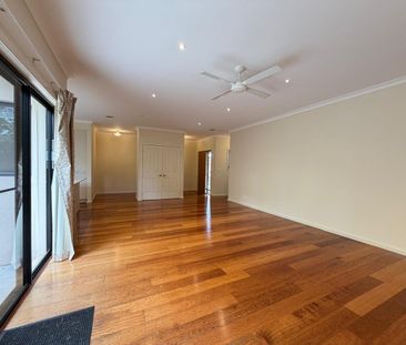 $820 PER WEEK! - Photo 2