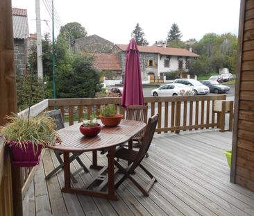 Montrodeix: maison de 100 m2 avec 3 chambres en location - Photo 2