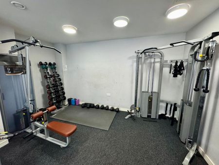 1 bedroom flat to rent - Photo 3