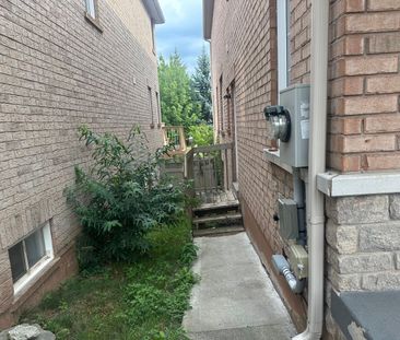 For Lease - 2416 Hilda Drive Unit# Bsmt, Oakville, Ontario - Photo 4