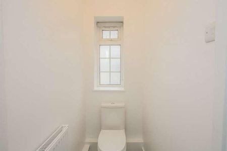 Burnham Court, Brent Street, Hendon, NW4 - Photo 4