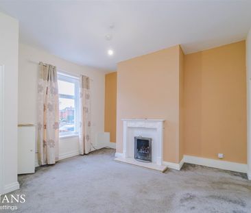 Deal Street, Bury - Photo 1