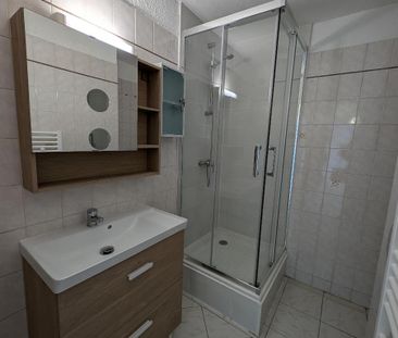 Location Appartement 2 pièces 40m² BORDEAUX 33800 - Photo 2