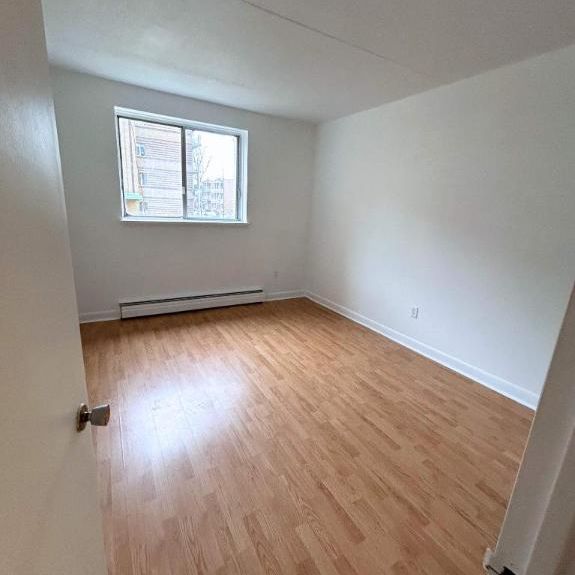 2 CH - 1 SDB - Québec - $1,195 /mo - Photo 1