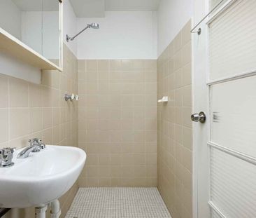 302/22 Doris Street North Sydney - Photo 6