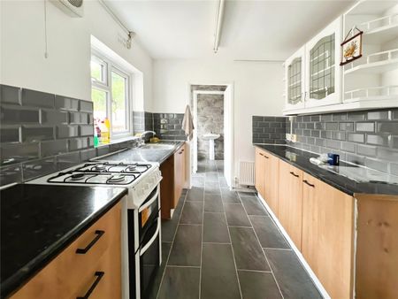 Craddock Street, Wolverhampton, West Midlands, WV6 - Photo 5