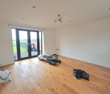 3 bedroom barn conversion to rent - Photo 1