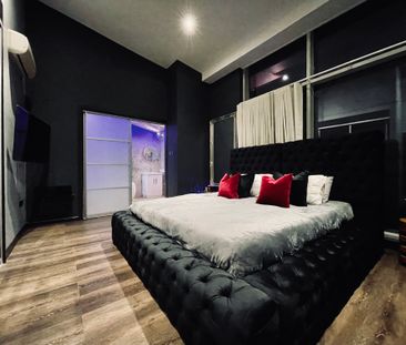 Super Premium - 17th Floor Penthouse - £3950 per month - Photo 3