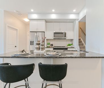 For Lease - 2635 William Jackson Drive Unit# 723, Pickering, Ontario - Photo 2