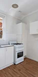 Charming Mount Lawley Retreat Awaits You! - Photo 3