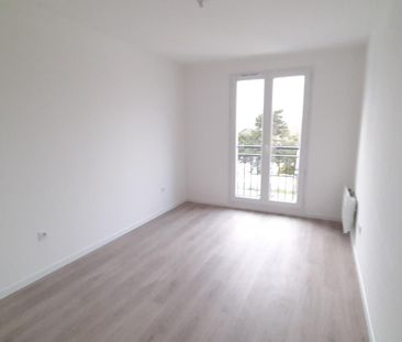 location Appartement T3 DE 63.76m² À CHALIFERT - Photo 2