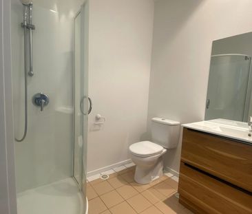 Grey Lynn, 2/8 Burgoyne Street - Photo 1