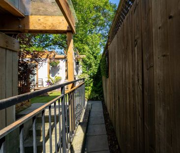 For Lease - 180 Holborne Avenue, Toronto, Ontario - Photo 3