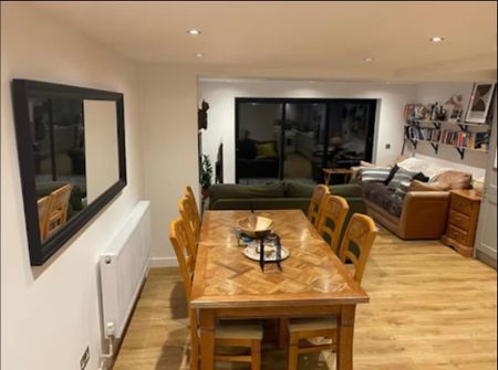 Room in a Shared Flat, Naylor Road, SE15 - Photo 4