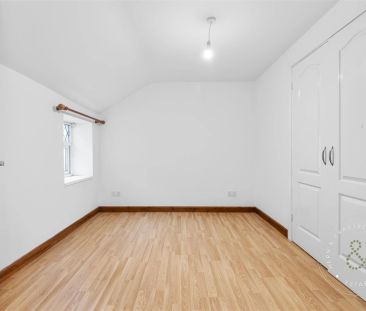 2 Bedroom House - End Terrace - Photo 4