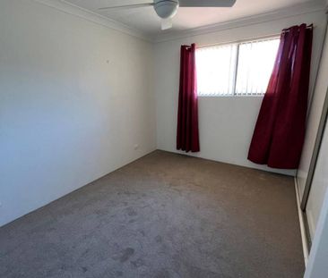 WALKING DISTANCE TO TOWN! - Photo 2