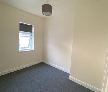 13 Kensington Avenue, Belfast, BT5 5JN - Photo 3