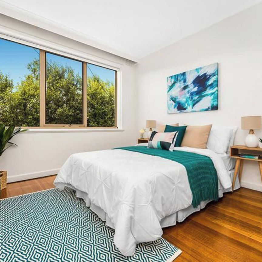 Oversized and Sunlit 2 Bedroom - Photo 1
