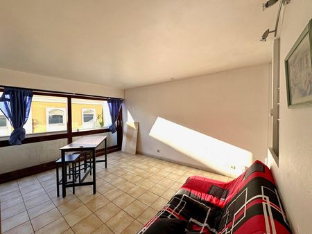 Location Appartement 1 pièce 25m² BORDEAUX 33000 - Photo 2