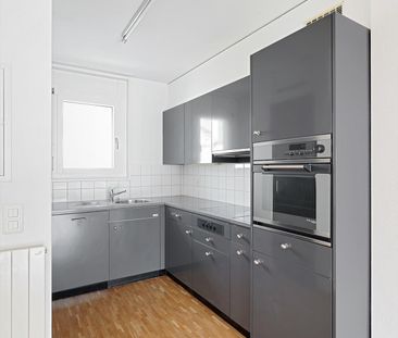 3.5 Zi. Maisonette-Wohnung an top Lage! 500.- CHF Umzugsgutschein ... - Foto 2