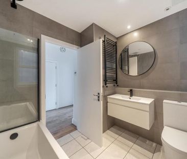 2 bedroom maisonette to rent - Photo 3