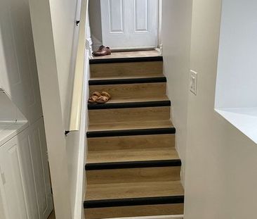 For Lease - 37 Edgemont Drive Unit# Lower, Brampton, Ontario - Photo 6