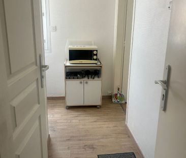 Appartement Saint Etienne Du Rouvray 1 pièce(s) 16.41 m2 - Photo 1