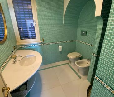 Pronájem luxusní třípodlažní vily v Toskánku, Itálie - Photo 3