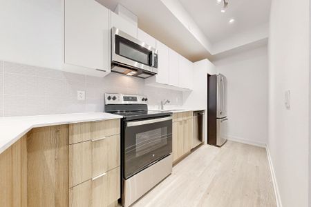 For Lease - 3069 Pharmacy Ave Avenue Unit# 7, Toronto, Ontario - Photo 3