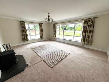 3 bed bungalow to rent in Folksworth Road, Peterborough, PE7 - Photo 2