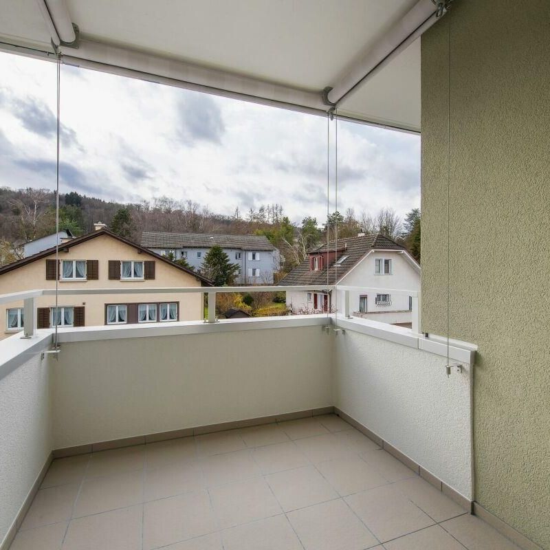 Moderne 3.5-Zimmerwohnung in Schlieren - Photo 1