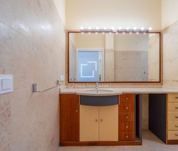 Luxury penthouse for rent in Valencia - Photo 2