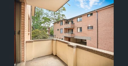 Spacious 2 bedroom unit - Photo 5