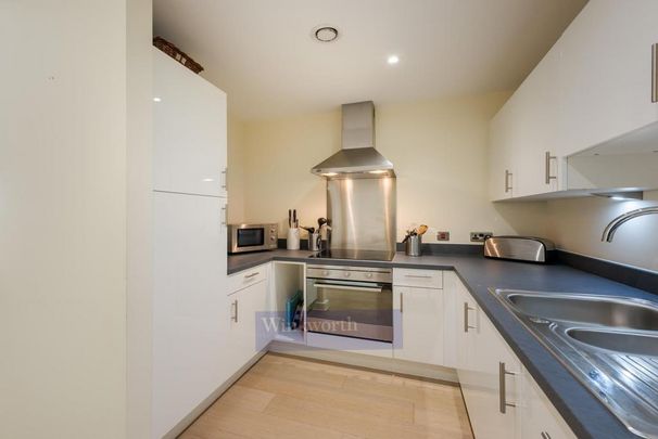 2 bedroom flat to rent - Photo 1
