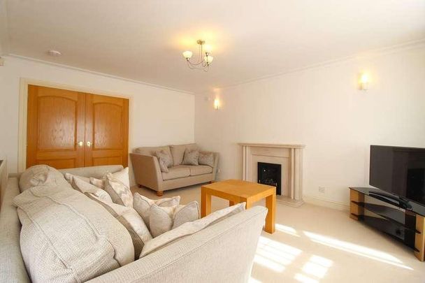Northcote Avenue, Aberdeen, AB15 - Photo 1
