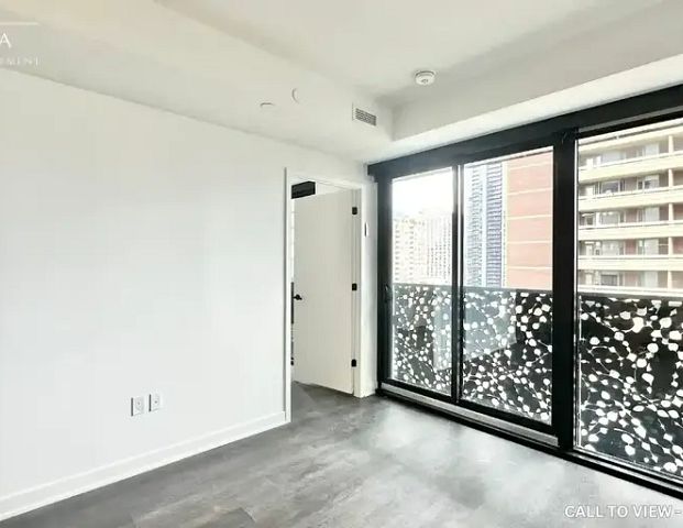 1301-55 Charles St E, Toronto, Ontario M4Y 0J1 | 55 Charles St E, Toronto - Photo 1