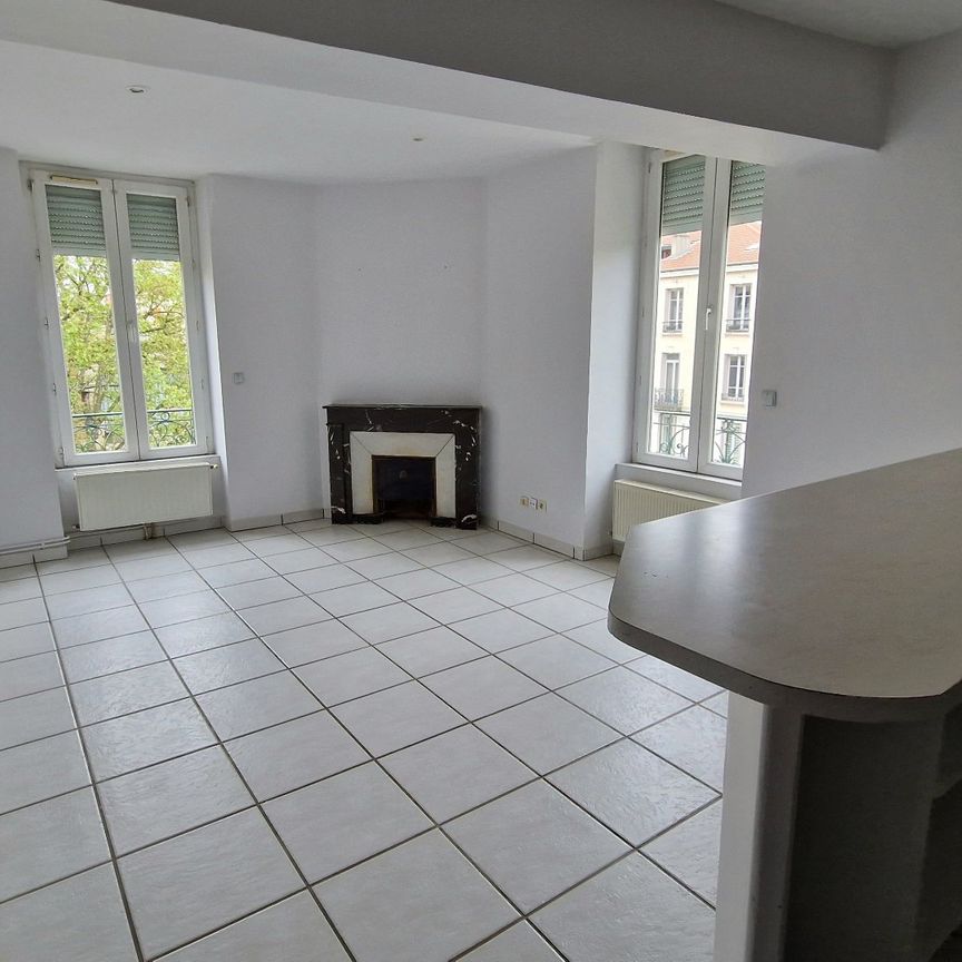 Location Appartement 2 pièces 46m² ST ETIENNE 42000 - Photo 1