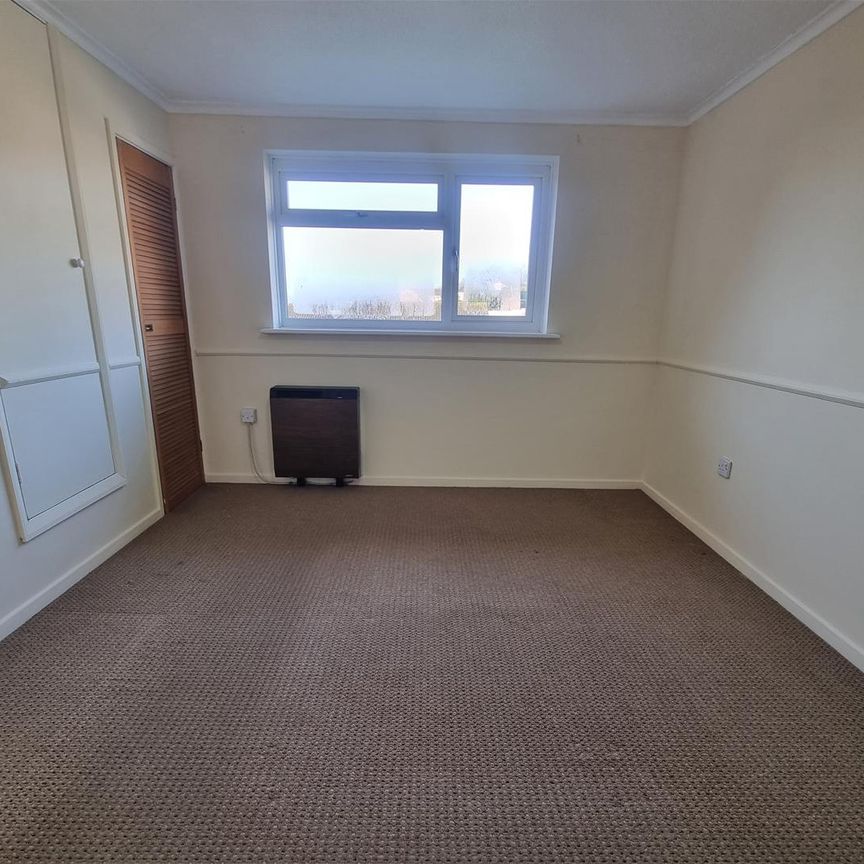 Alderdale, Lydney - Photo 1