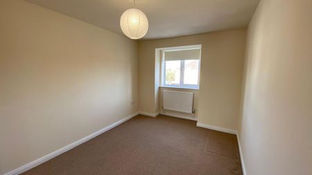 2 bedroom maisonette to rent - Photo 4